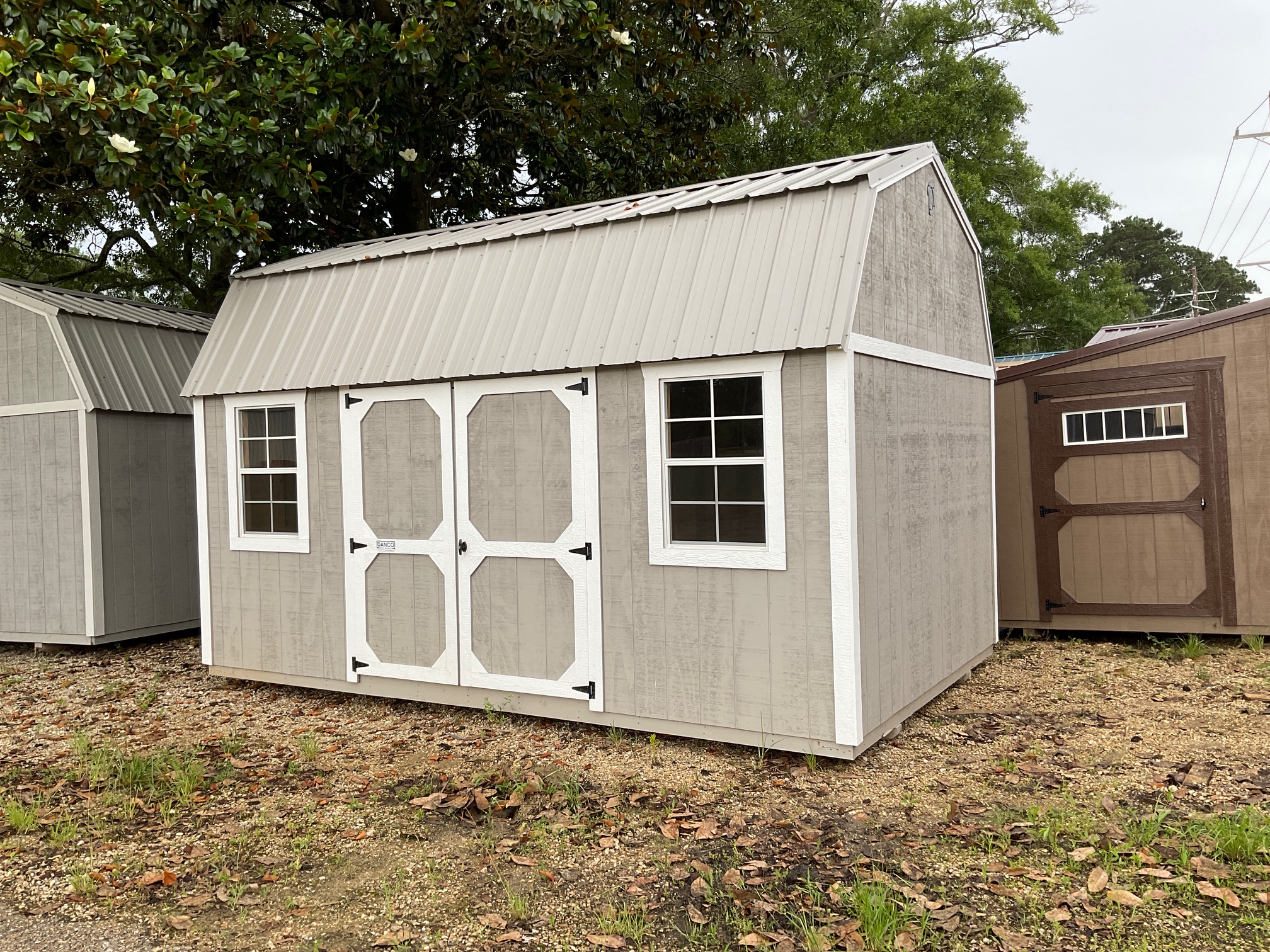 10×16 Side Lofted Barn in Covington LA (250912) | Johnson Portable Buildings