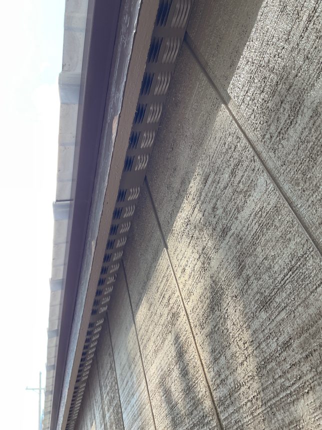 Continuous soffit ventilation on Urban Shed